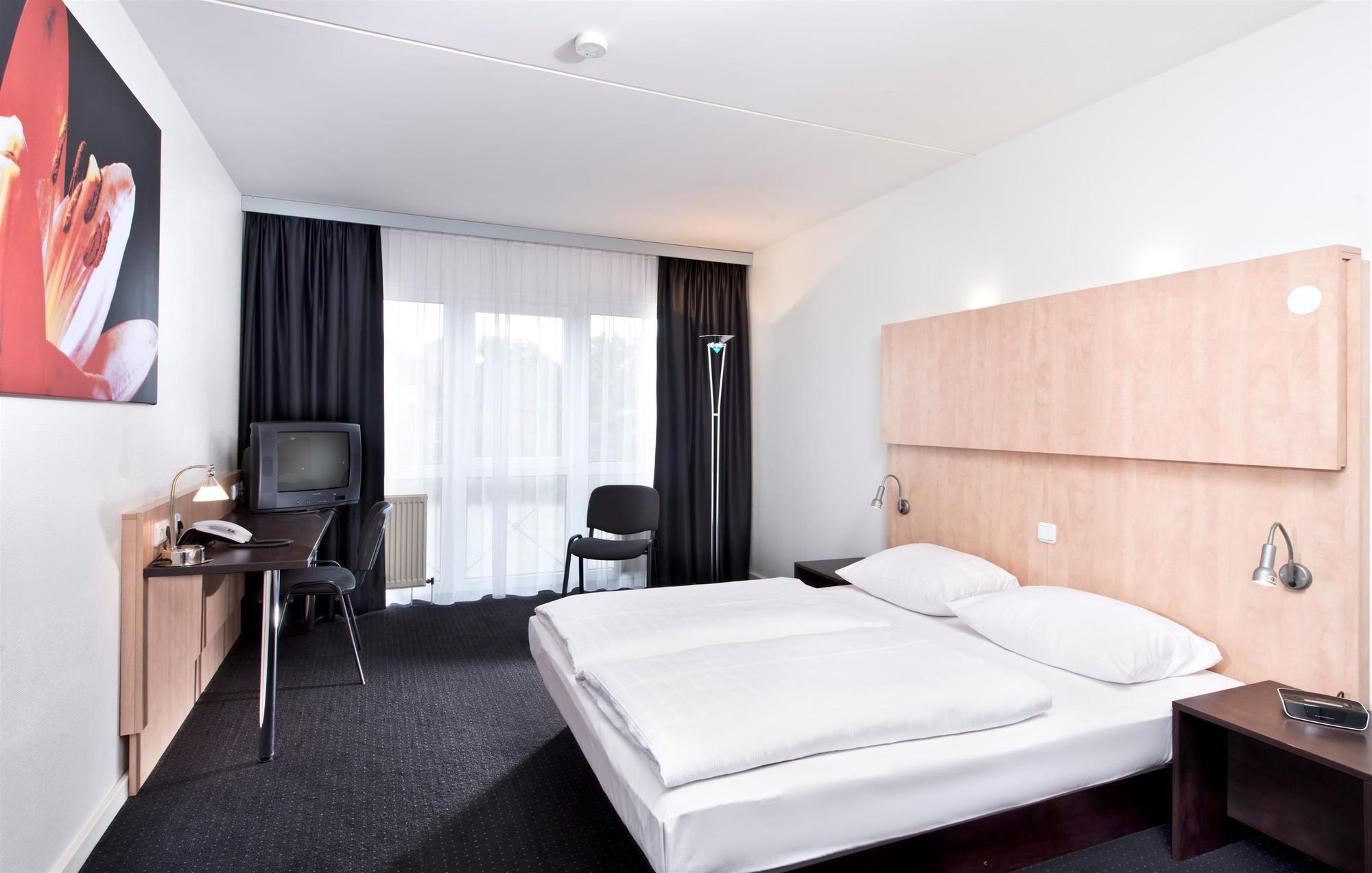 Good Morning + Bad Oldesloe Hotell Exteriör bild