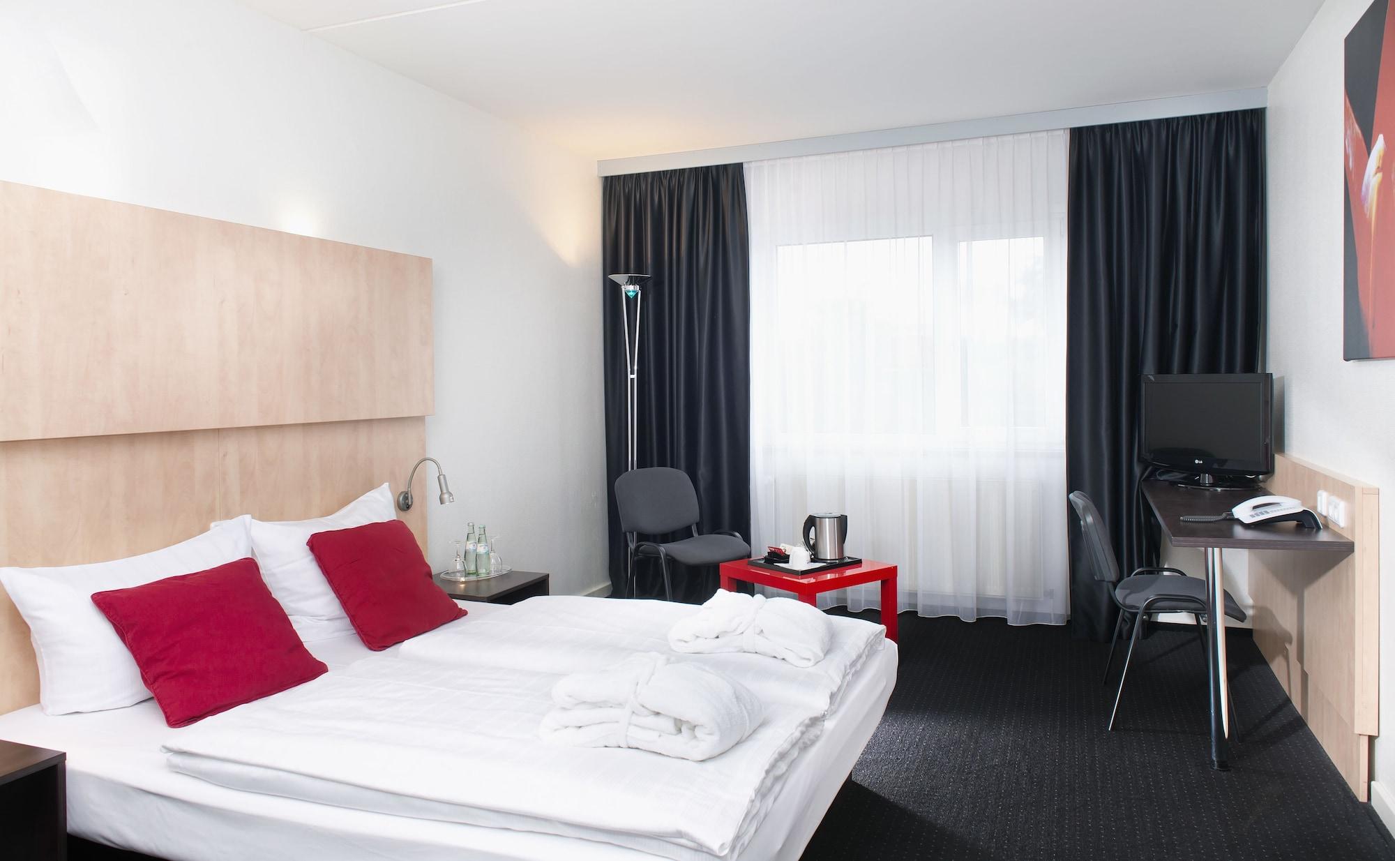 Good Morning + Bad Oldesloe Hotell Exteriör bild